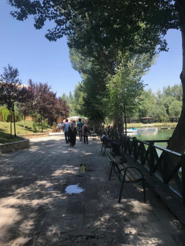 gokpinar-golunda-oturma-banklari