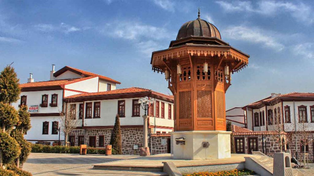 Hamamönü'ne nasıl gidilir?